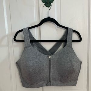 Women’s Layer 8 Zip Front Qwick-Dry Sports Bra